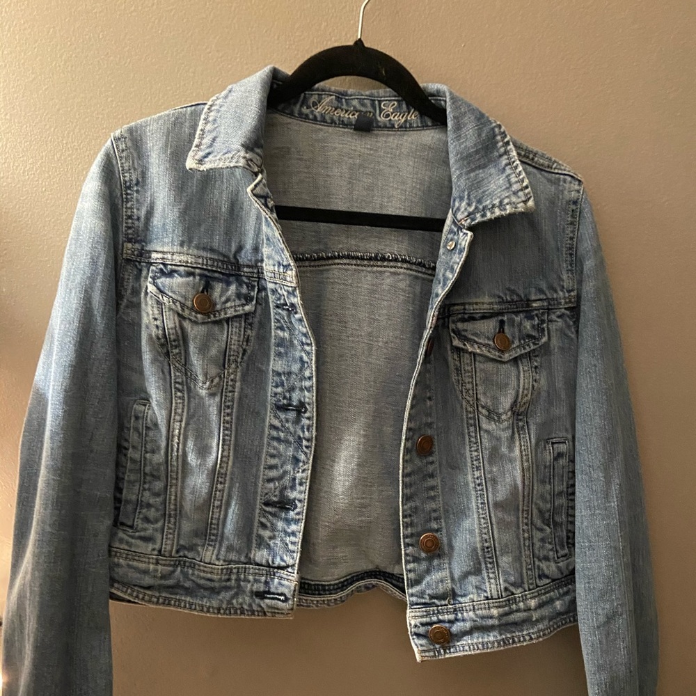 American Eagle Jean Jacket!